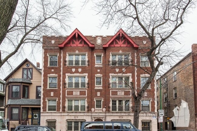 property at 2536 N Sawyer Ave