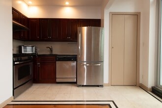 1635 Lexington Ave in New York, NY - Foto de edificio - Building Photo