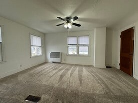 110 N 22nd St in Fort Dodge, IA - Building Photo