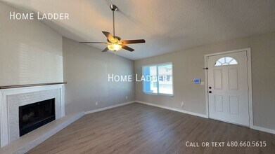 3633 W Tonto Ln in Glendale, AZ - Building Photo - Building Photo