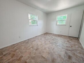 2612 S 29th St in Fort Pierce, FL - Building Photo - Building Photo