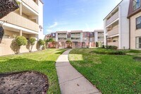 8517 Hearth Dr photo'