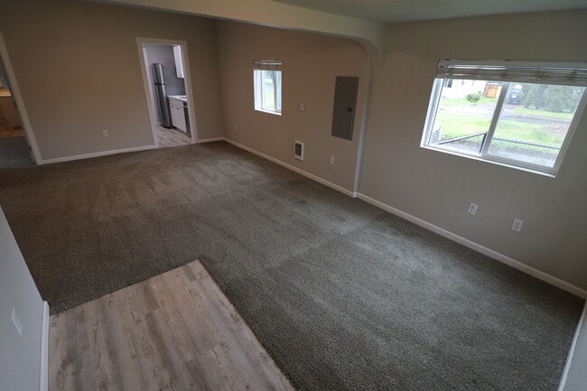 625 25th St SE in Salem, OR - Building Photo - Building Photo
