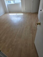 19231 Sherman Way in Los Angeles, CA - Building Photo - Building Photo