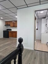144 William St, Unit 144B in Pittston, PA - Building Photo