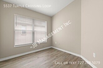 5537 Turtle Crossing Loop in Tampa, FL - Building Photo - Building Photo