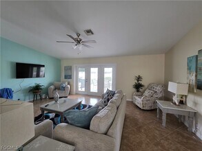 3624 SW 1st Ave in Cape Coral, FL - Building Photo - Building Photo