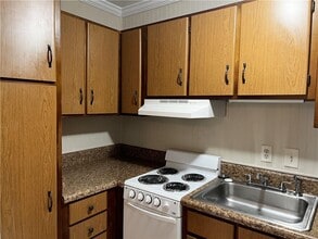 1500 Demere Rd in St. Simons Island, GA - Building Photo - Building Photo