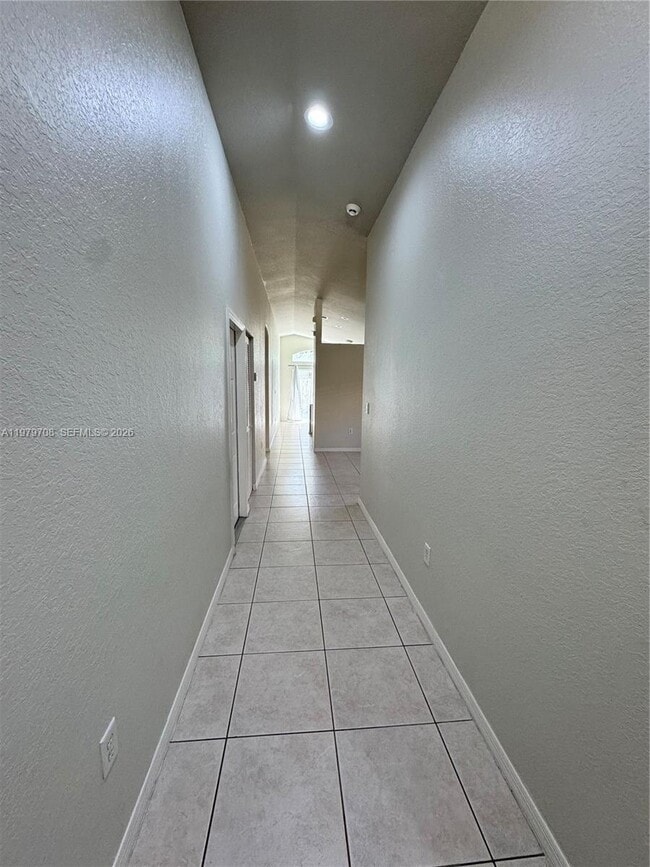 2010 SE 14th St in Homestead, FL - Building Photo - Building Photo