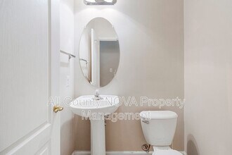 8208 Riggos Way in Summerfield, MD - Building Photo - Building Photo