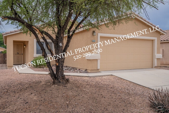 property at 2229 W Frostwood Ln
