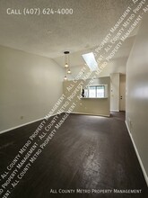 9917 Burl Way in Orlando, FL - Building Photo - Building Photo