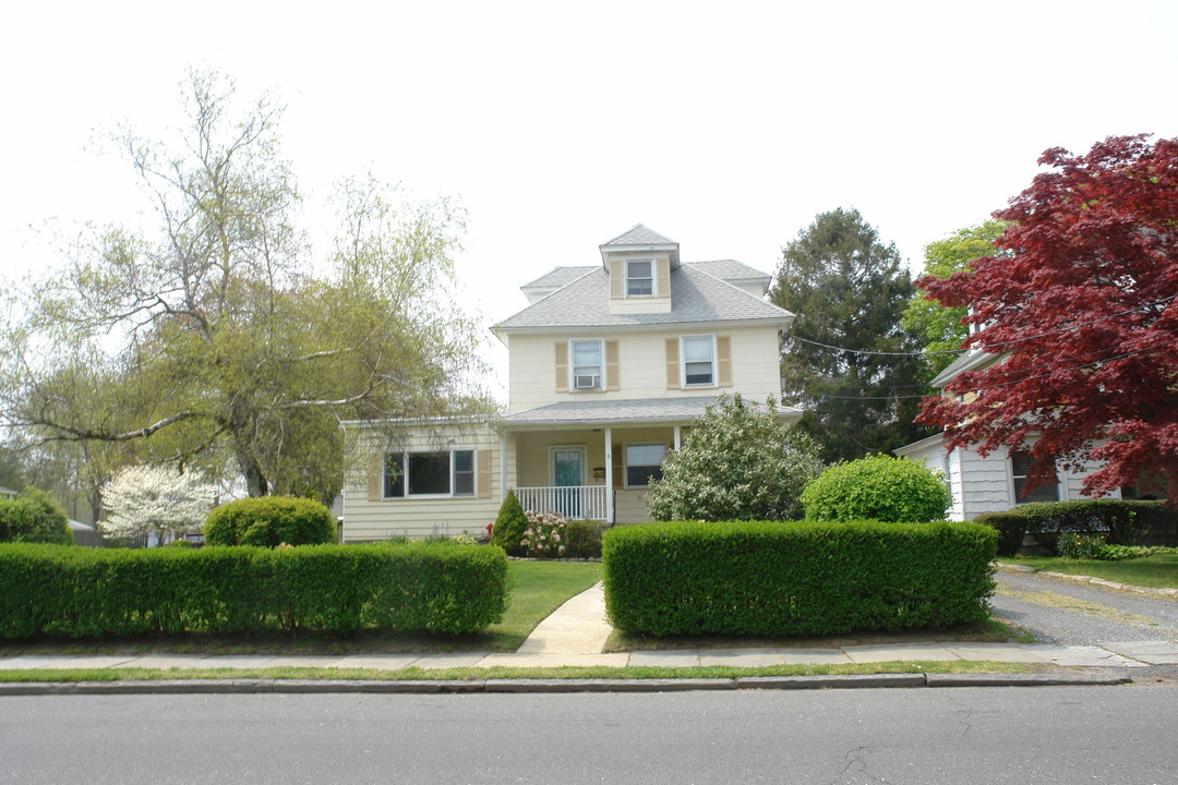 428 Sairs Ave in Long Branch, NJ - Foto de edificio