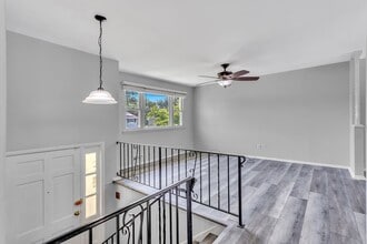 1010 Eva St in Piscataway, NJ - Building Photo - Building Photo