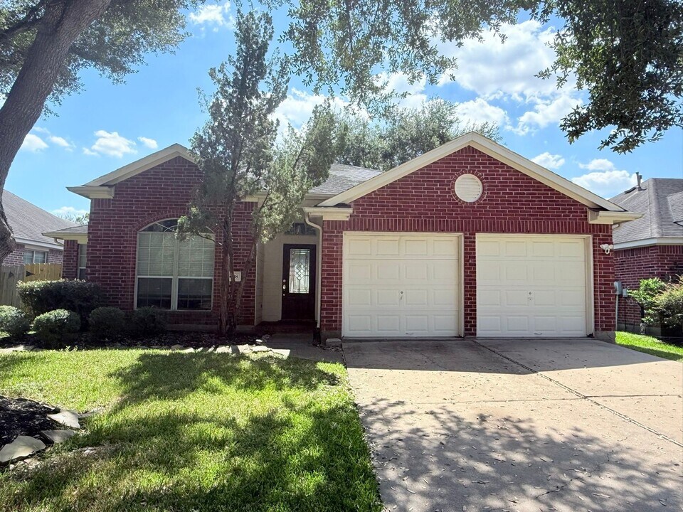 6338 Big Oak Canyon Dr in Richmond, TX - Building Photo