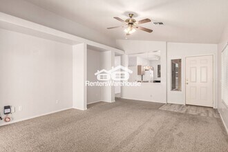 15338 W Banff Ln in Surprise, AZ - Building Photo - Building Photo