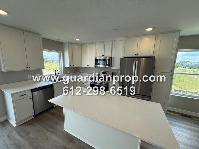 8863 Granite Ct in Woodbury, MN - Building Photo - Building Photo