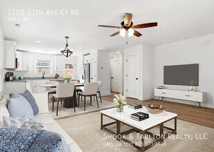 1122 13th Ave Ct NE in Hickory, NC - Building Photo - Building Photo