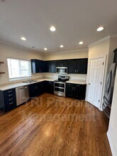 122 Whitney Ct in Windsor, CO - Building Photo - Building Photo