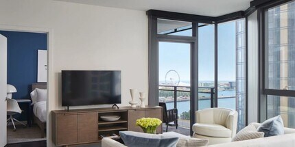 455 E Waterside Dr in Chicago, IL - Building Photo - Building Photo