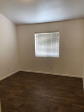 5103 Casa Bonita Dr in Bakersfield, CA - Building Photo - Building Photo