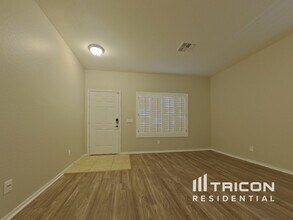 11625 W Jackson St in Avondale, AZ - Foto de edificio - Building Photo