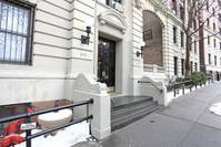 Terrace Court in New York, NY - Foto de edificio - Building Photo