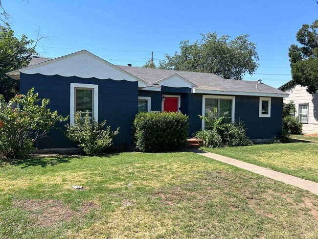 2803 30th St in Lubbock, TX - Foto de edificio - Building Photo