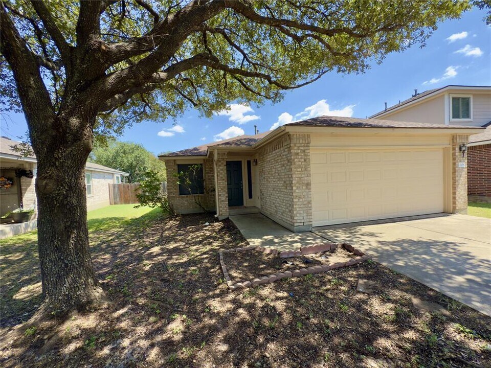 3108 Port Anne Way in Leander, TX - Building Photo