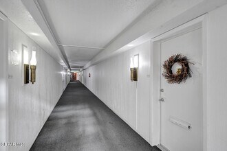 252 Shadow Mountain Dr in El Paso, TX - Building Photo - Building Photo