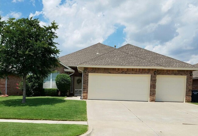 property at 1629 SW 31st St