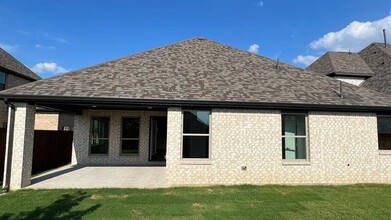 4305 Tartt Ave in Aubrey, TX - Building Photo - Building Photo