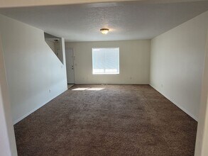 420 Laguna Dr in Moses Lake, WA - Building Photo - Building Photo