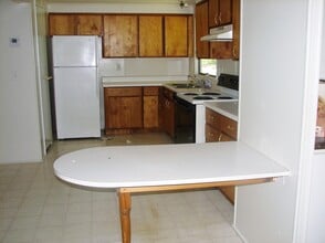 56 Ivy St in Comer, GA - Building Photo - Building Photo