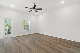 212 Kara Lake Dr, Unit 0204 in Santa Rosa Beach, FL - Building Photo