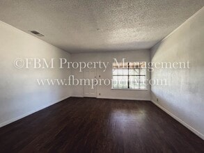 8215 SE County Rd 1020 in Corsicana, TX - Building Photo - Building Photo