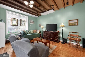 2100 E Dauphin St in Philadelphia, PA - Building Photo - Building Photo