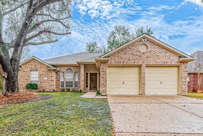 property at 1524 Robin Ave