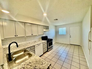 5105 Purple Sage Dr in Austin, TX - Building Photo - Building Photo