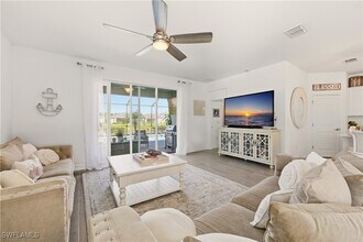 2537 Kona Wy in Naples, FL - Building Photo - Building Photo