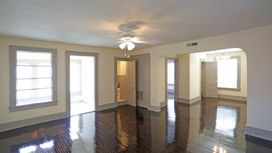 The Highlands Communities in Birmingham, AL - Foto de edificio - Interior Photo