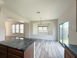 1722 E Mesa Park Dr in Round Rock, TX - Building Photo - Building Photo
