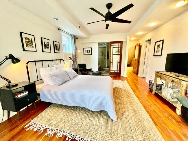 84 V St NW in Washington, DC - Foto de edificio - Building Photo