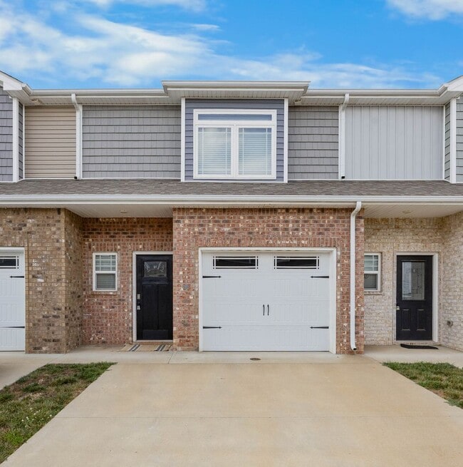 property at 326 Fallow Cir