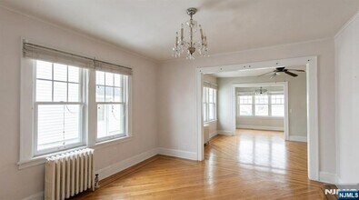 33 Norwood Pl in Bloomfield, NJ - Building Photo - Building Photo