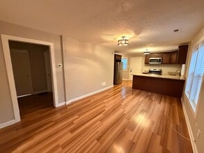 239 Moreland Way in Hapeville, GA - Building Photo - Building Photo