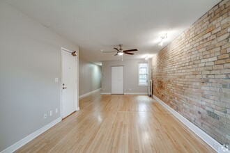 1400-1408 Spruce Pl – Oak Grove Downtown in Minneapolis, MN - Foto de edificio - Building Photo