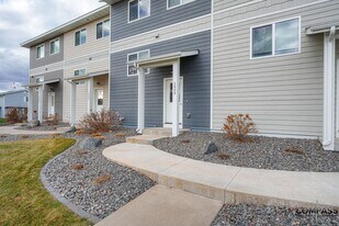 3005 Eldorado Blvd in Eau Claire, WI - Building Photo