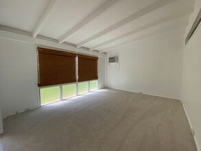 1760 Akaakoa St in Kailua, HI - Building Photo - Building Photo