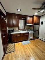 2576 Parkview Pl in Baldwin, NY - Building Photo